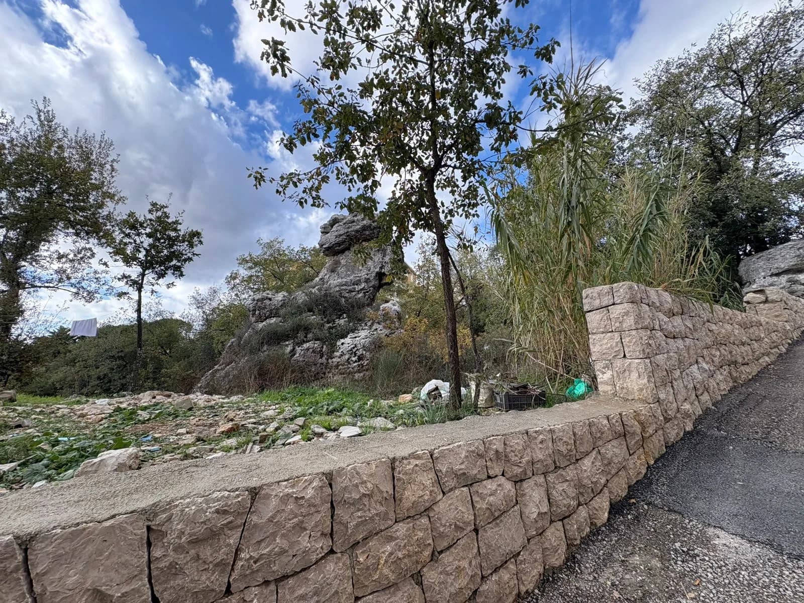 Land for Sale in Rayfoun