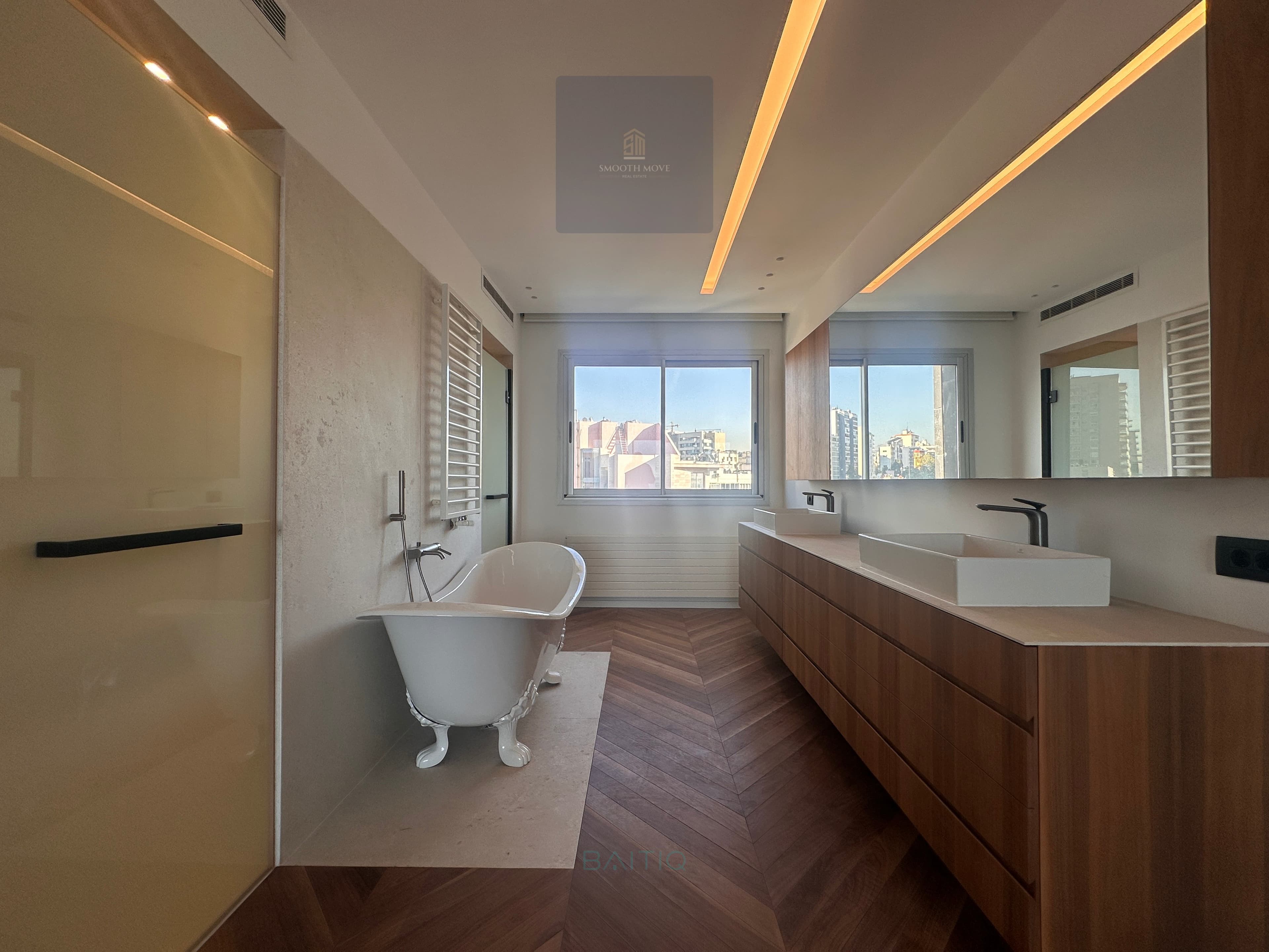 Sleek Seaview Apartment for Sale in Rawche, Beirut — photo 2