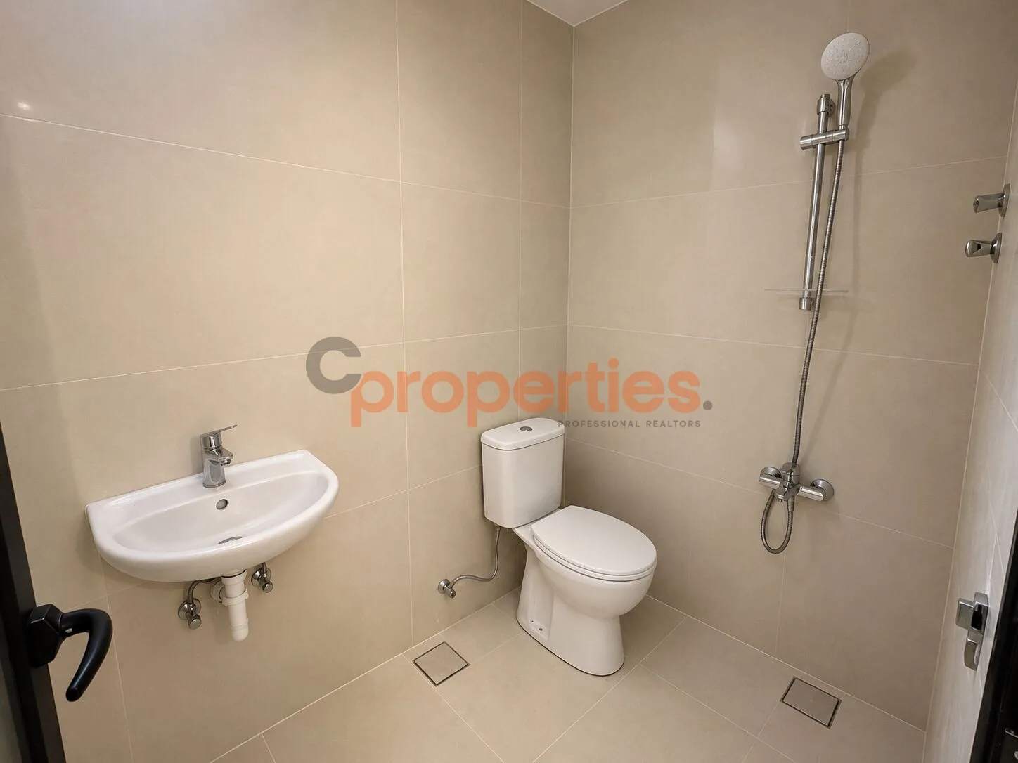 Villa For Sale in Batroun With Sea View فيلا للبيع في البترون CPJGN101 — photo 9