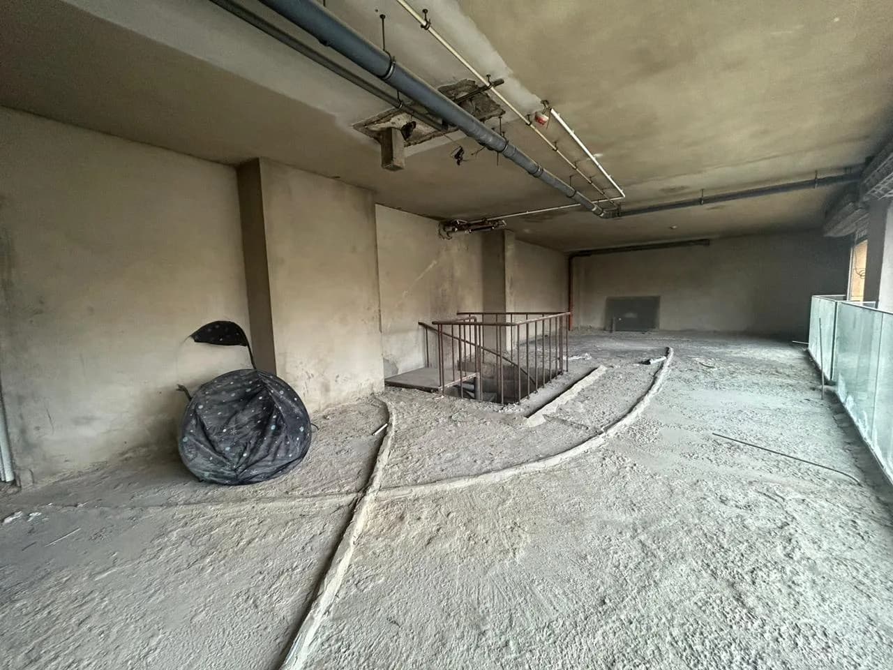 Shop for rent in Downtown — photo 3