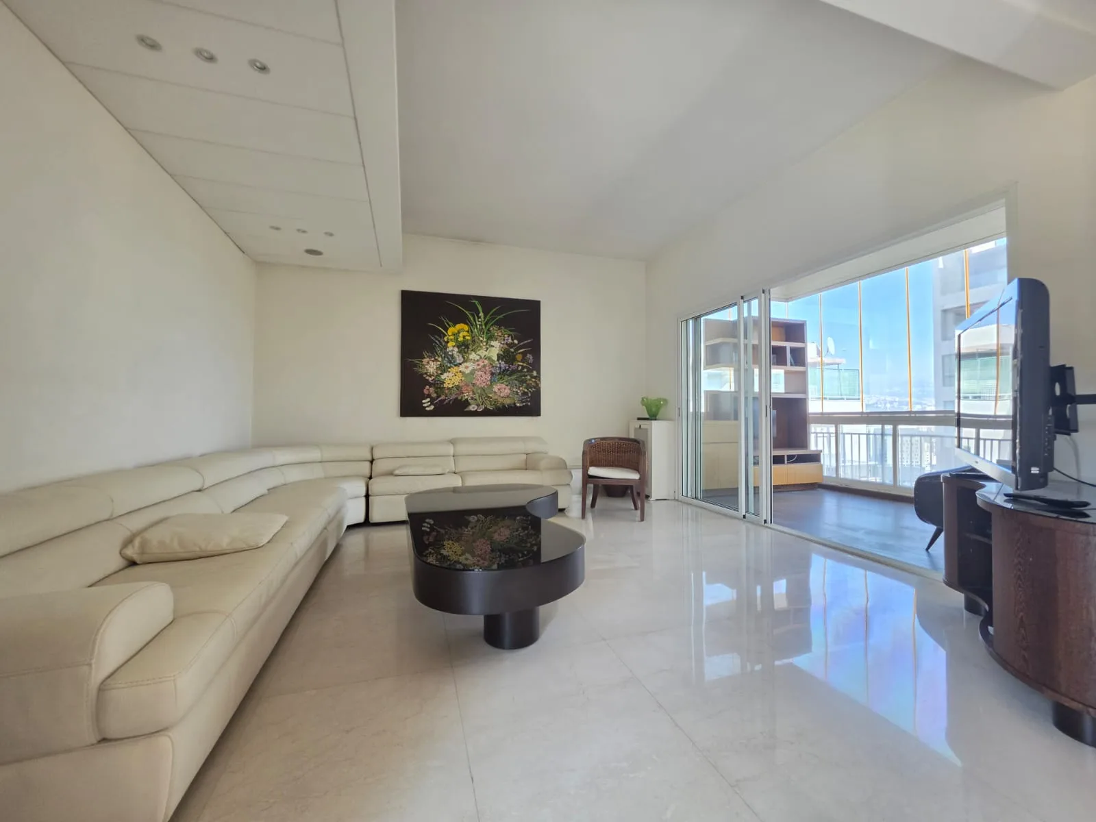 Apartment for Rent in Achrafieh