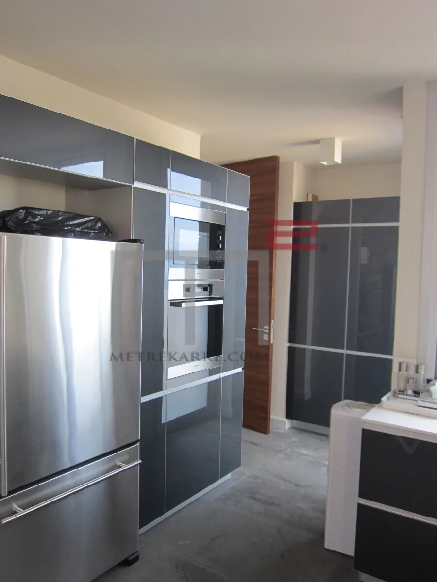 Duplex for Sale in Clemenceau — photo 2
