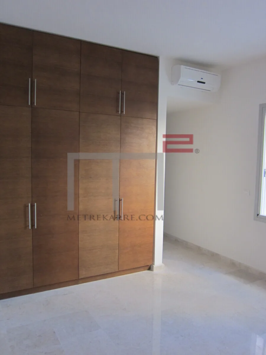 Apartment for Sale in Clemenceau — photo 4