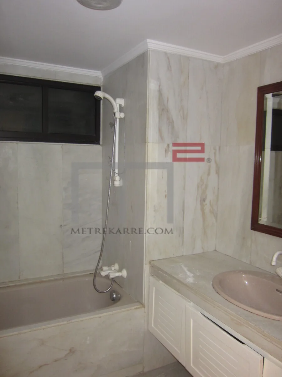 Apartment for Sale in Manara — photo 2