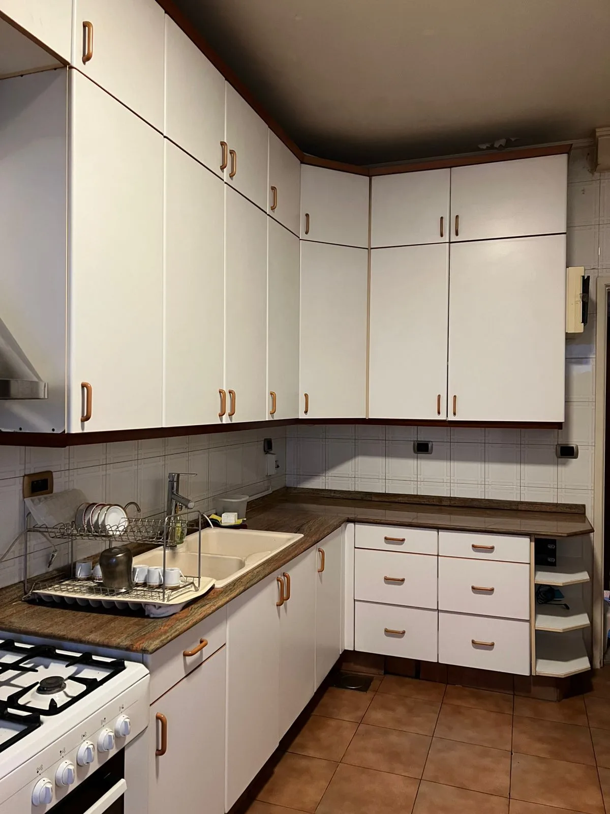 Apartment for Rent in Hamra, Beirut, Lebanon — photo 8