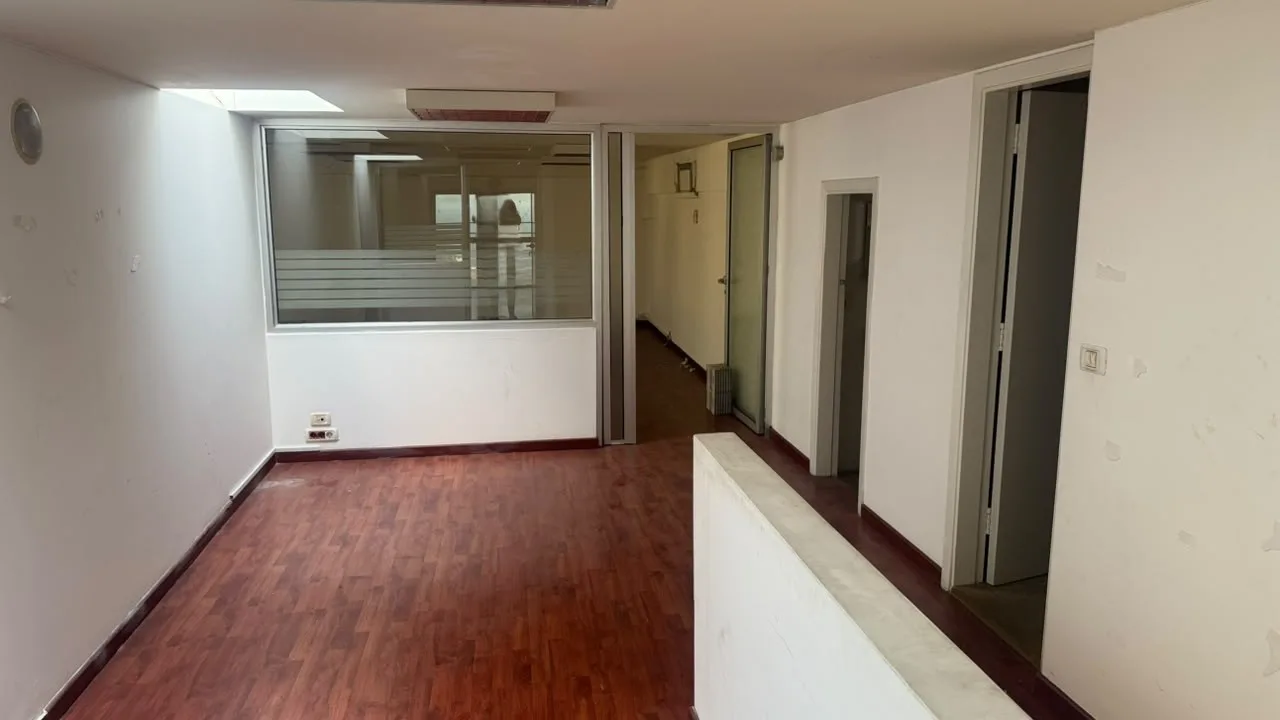 Office for Rent in Achrafieh — photo 9