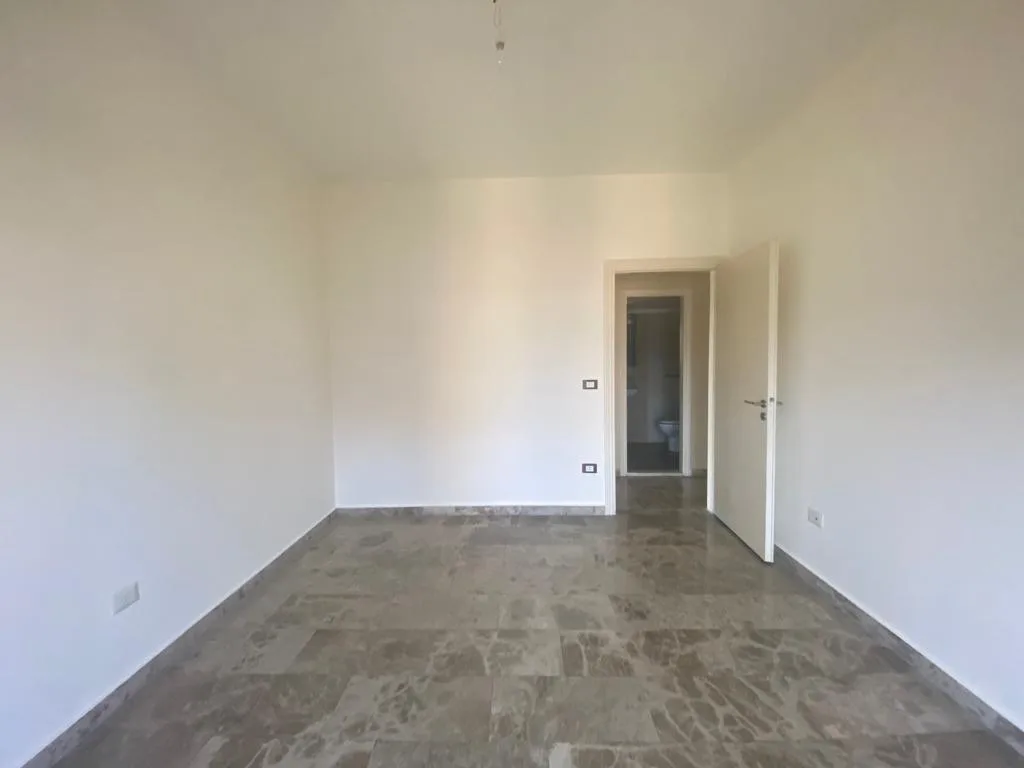 Apartment for Sale in Mar Elias, Beirut — photo 3