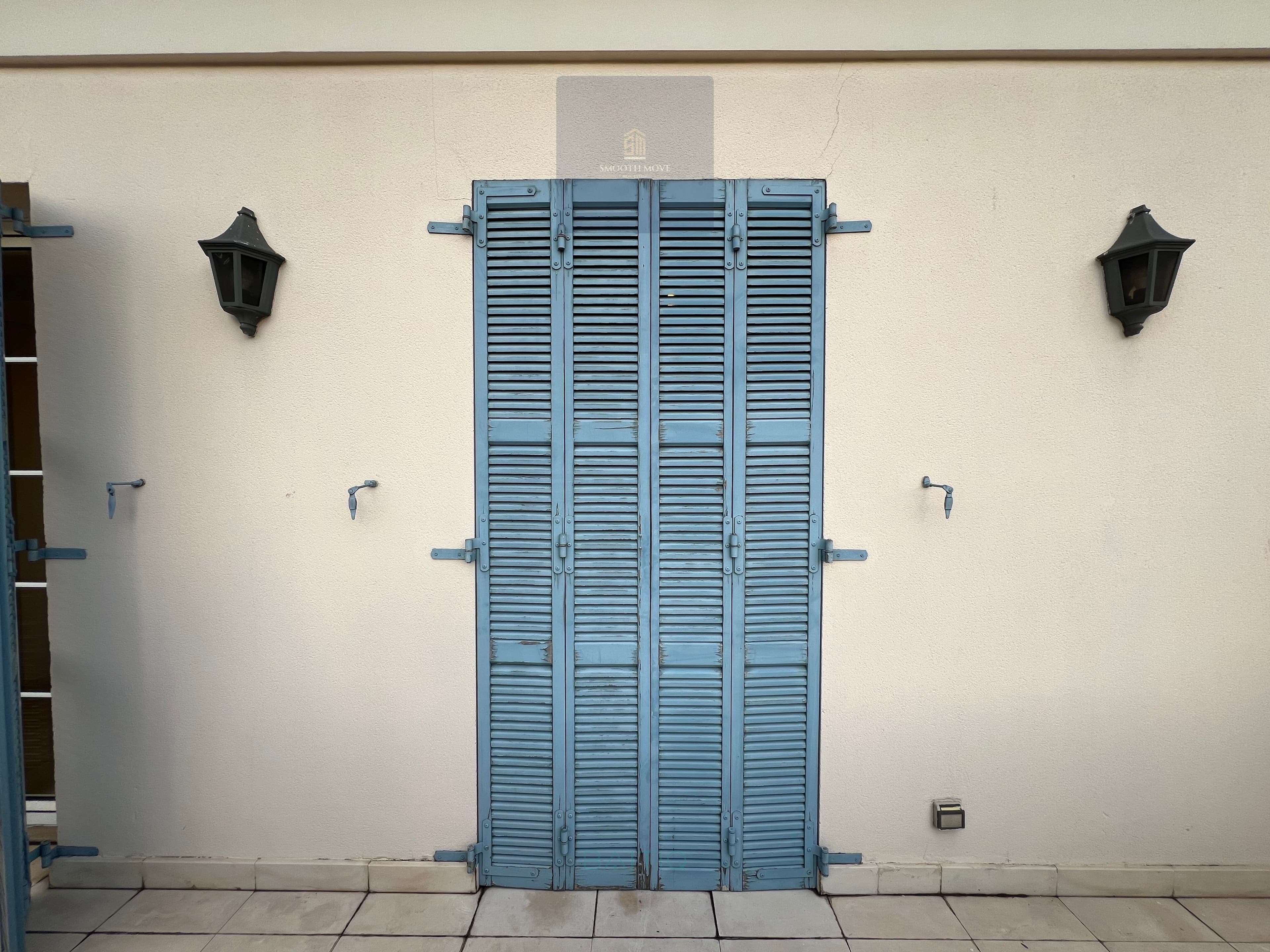 Spacious Classical Three Bedroom Apartment for sale in Saifi Village