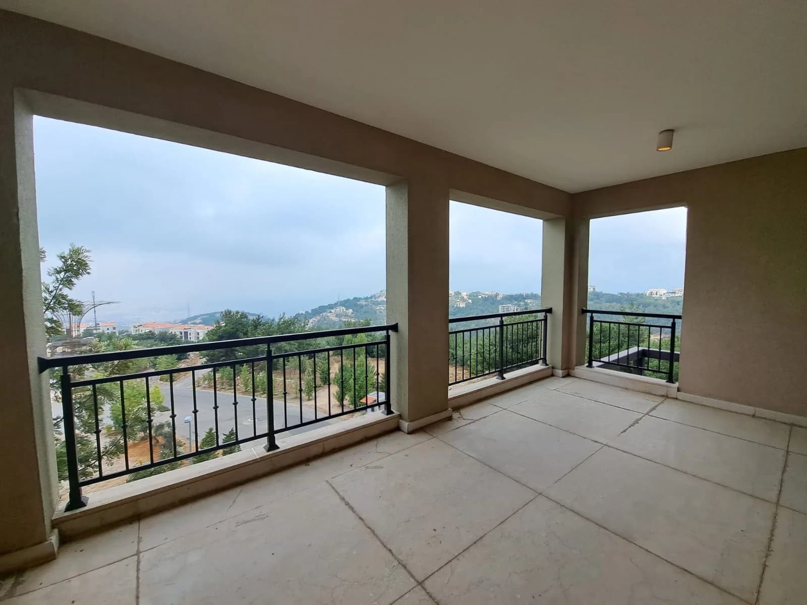 Apartment for Sale in Aatchane, Lebanon