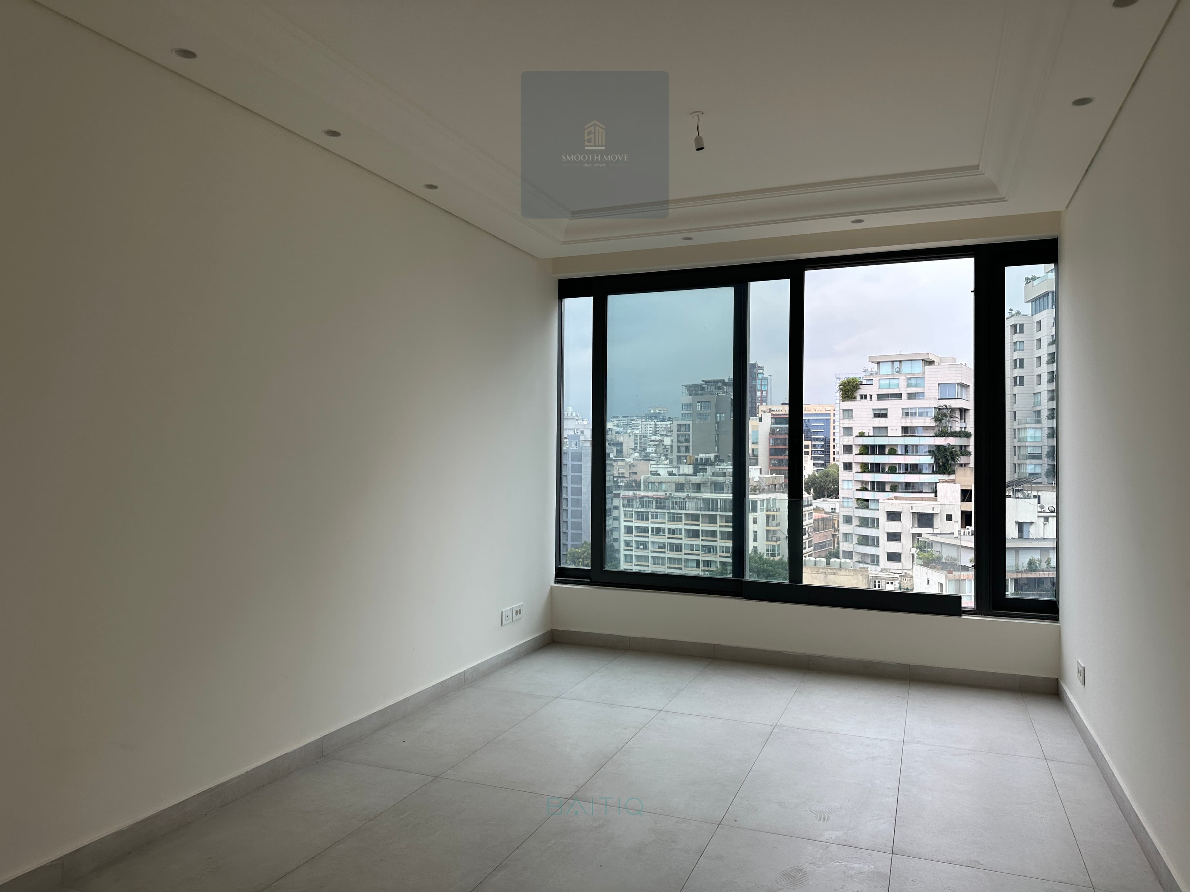 Luxury Seaview Apartment for Rent or for Sale in Ain Al Mraiseh, Beirut — photo 4