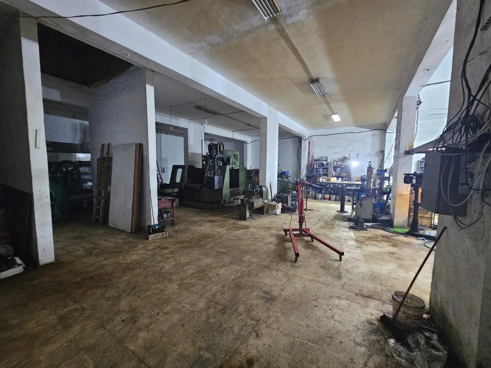Industrial Unit for sale in Fanar