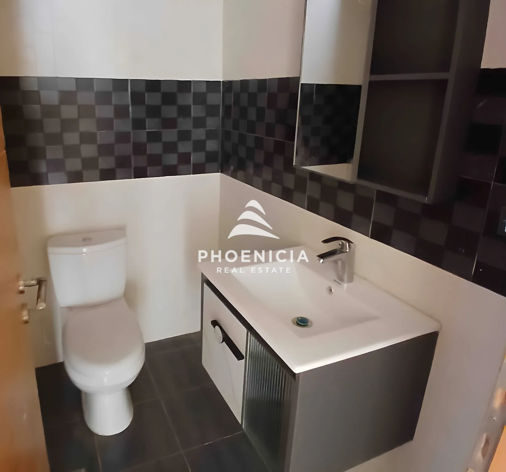Apartment for sale in Amchit, Lebanon — photo 10