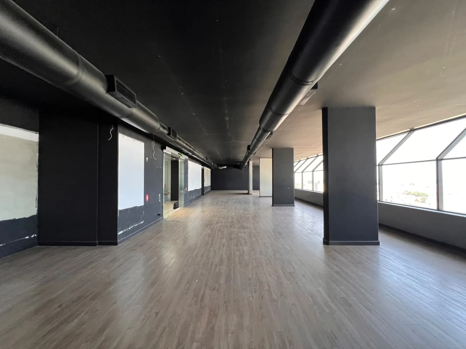 Office for rent in Gemmayzeh — photo 3