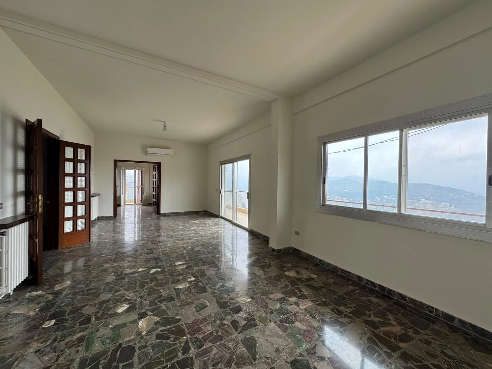 Apartment for Rent in Beit Meri