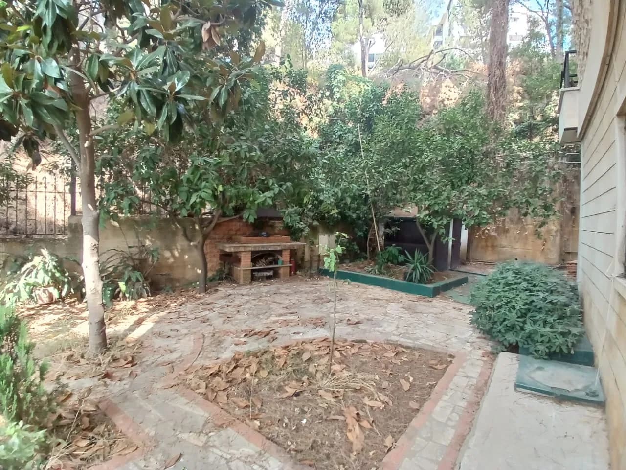 Building for Sale in Ain Saadeh — photo 7
