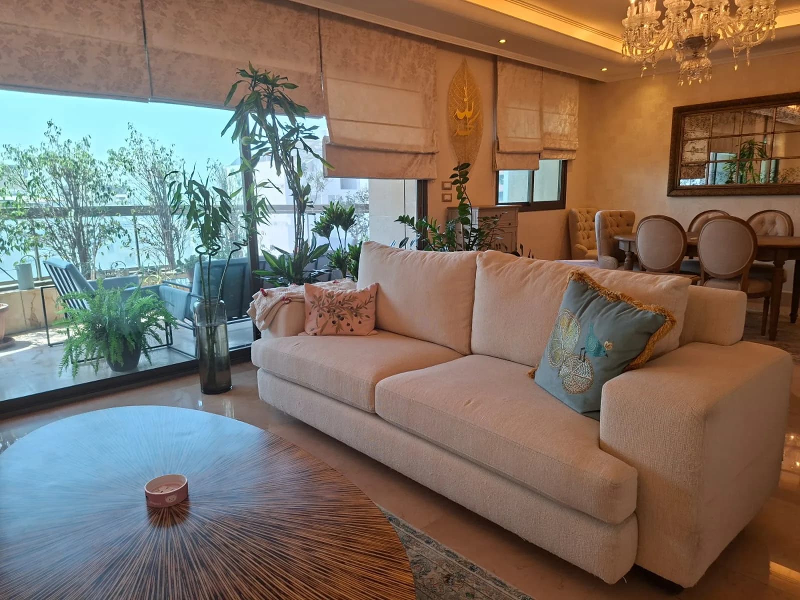 Apartment for Sale in Mar Elias, Beirut — photo 1