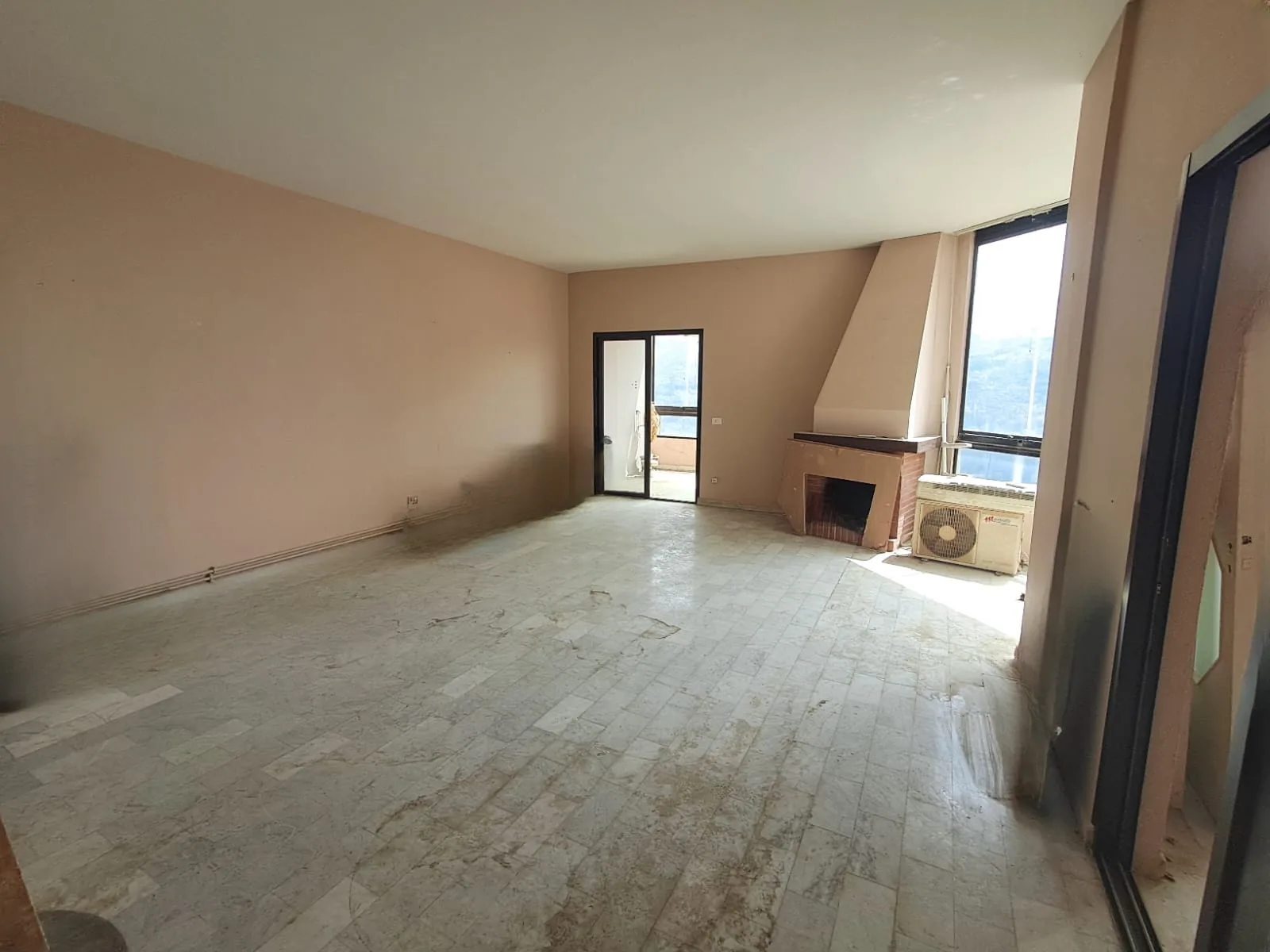 Charming Apartment for Sale in Monteverde